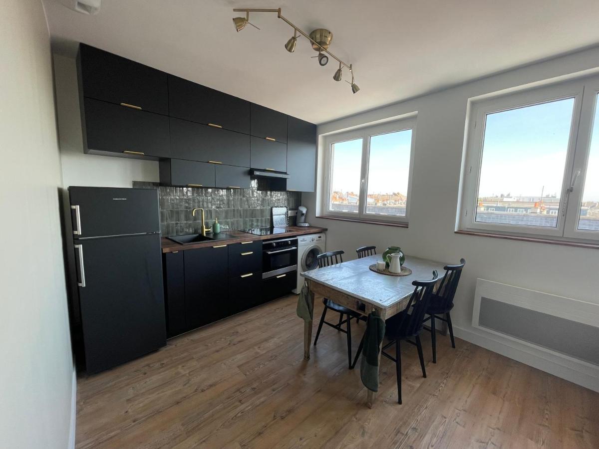 Thelighthouse Logement Cozy Idealement Situe Calais Exteriör bild